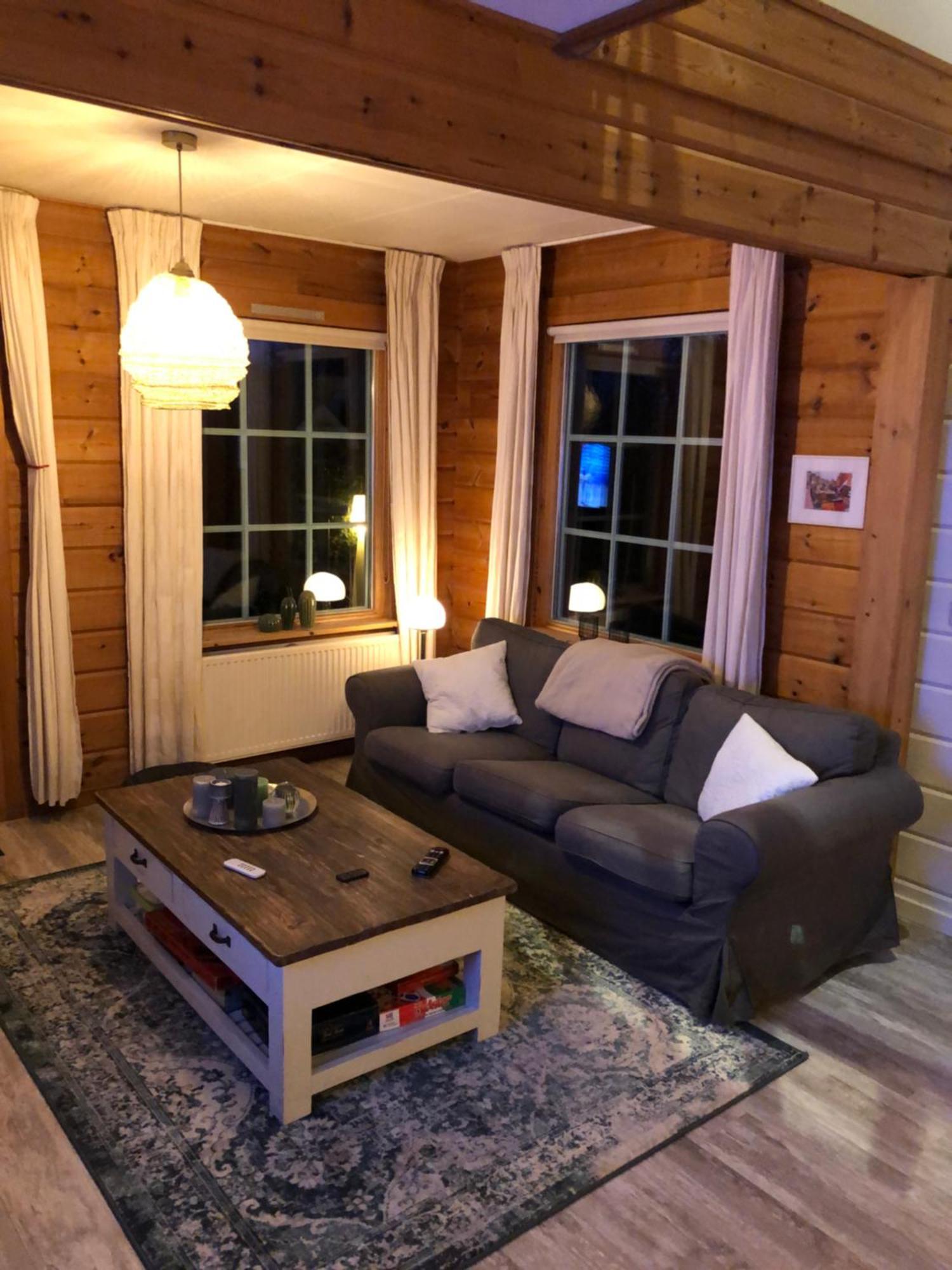 Vrijstaande Luxe Finse Blokhut 2-6 Of 2-8 Pers Villa Kropswolde Bagian luar foto