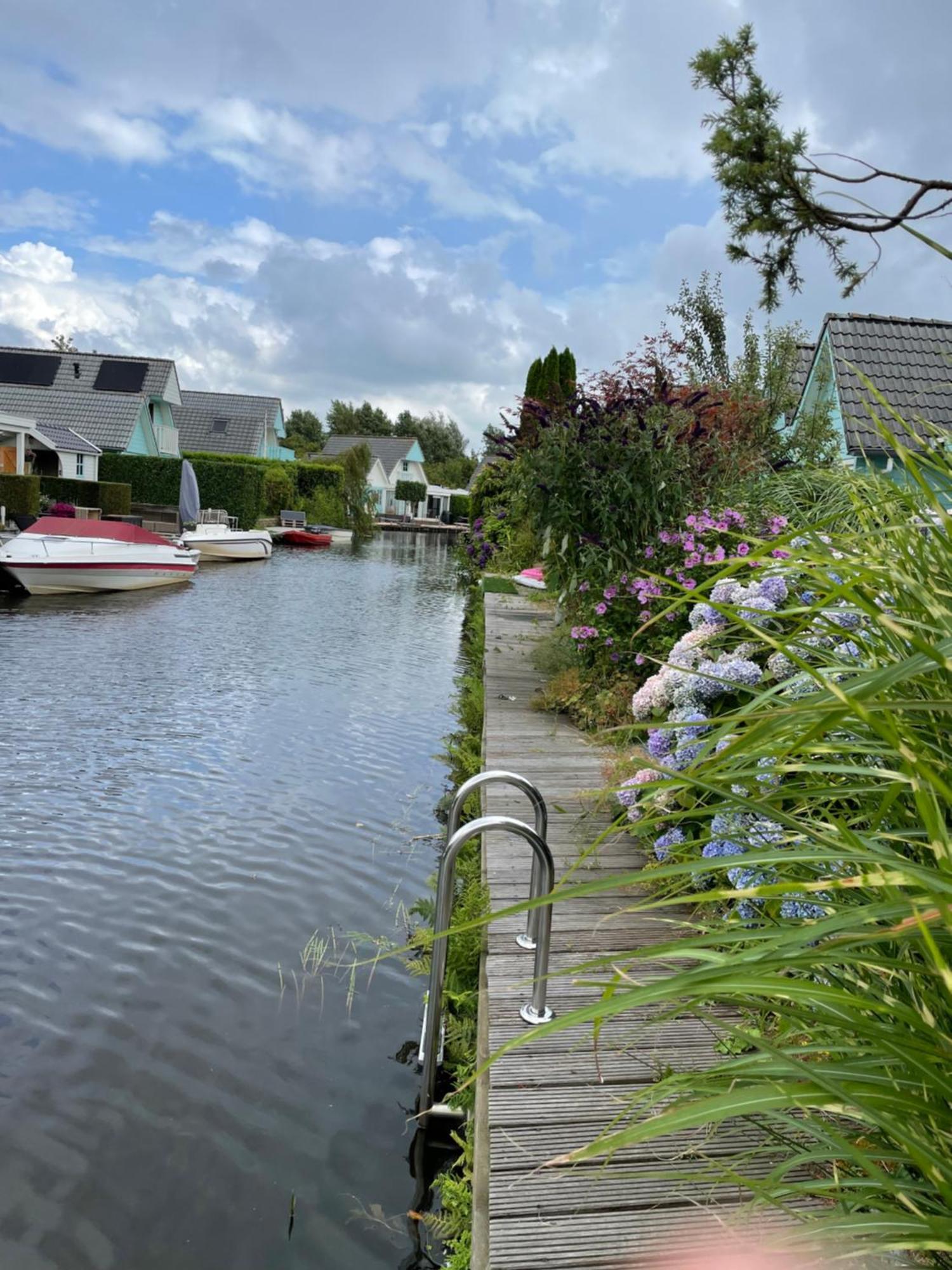 Vrijstaande Luxe Finse Blokhut 2-6 Of 2-8 Pers Villa Kropswolde Bagian luar foto