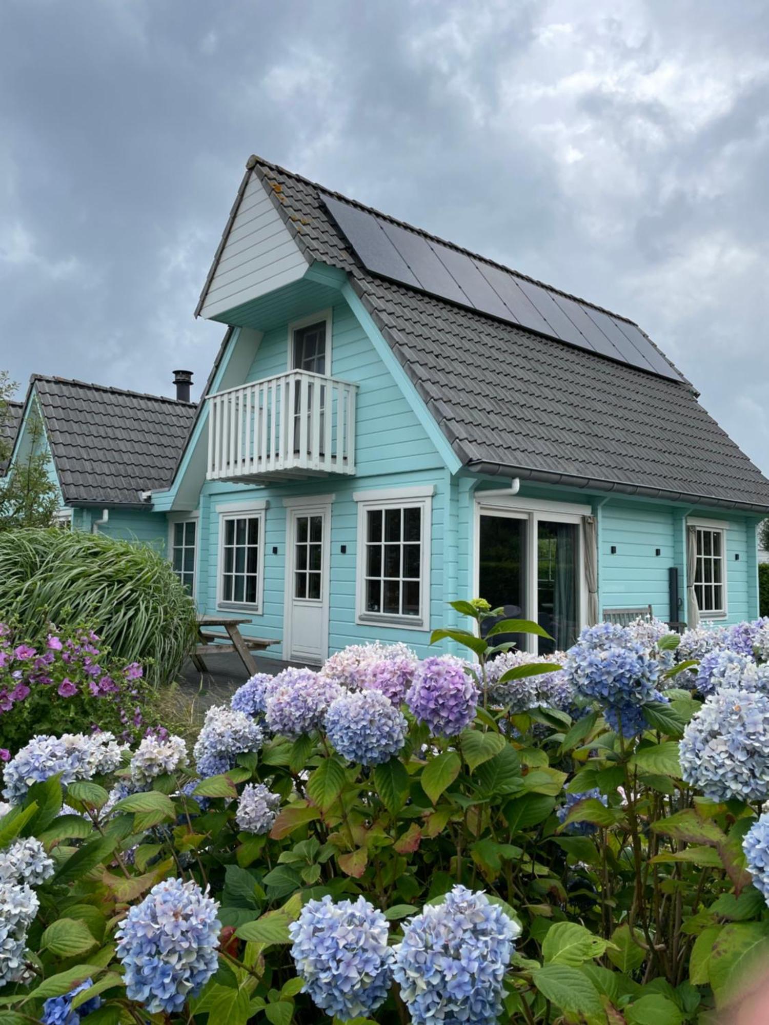 Vrijstaande Luxe Finse Blokhut 2-6 Of 2-8 Pers Villa Kropswolde Bagian luar foto